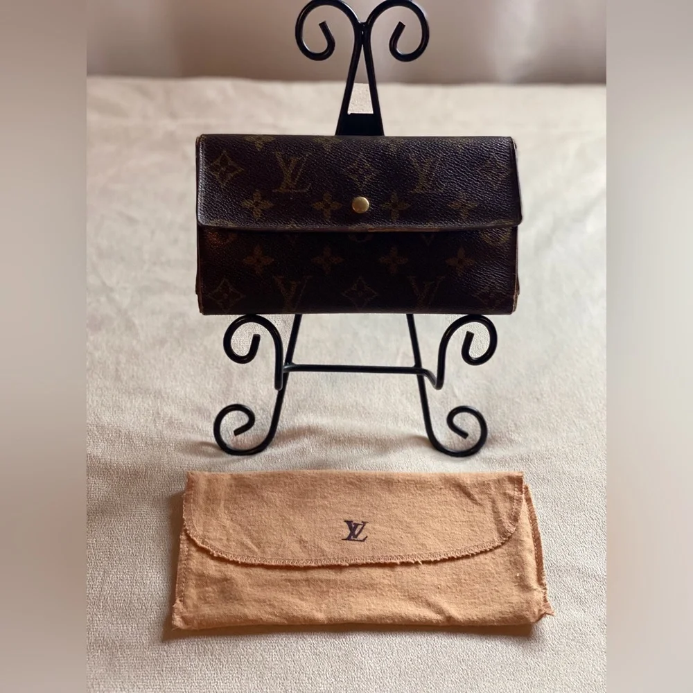 Louis Vuitton Monogram Porte Tresor International Wallet
